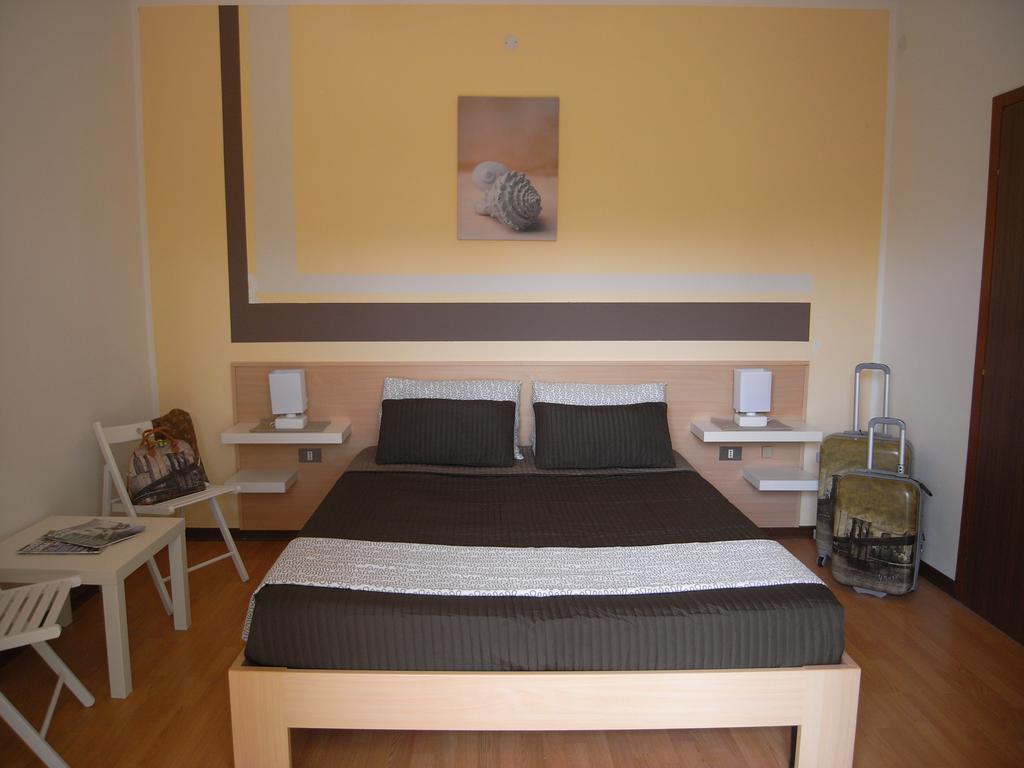 Hotel Moreri Grado Phòng bức ảnh