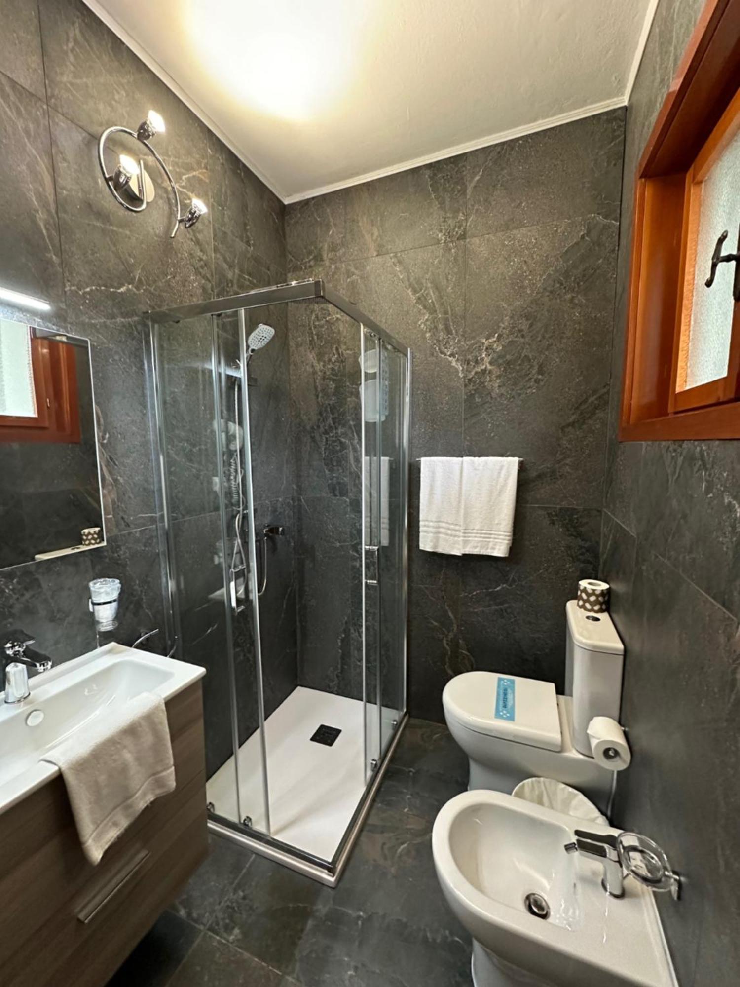 Hotel Moreri Grado Ngoại thất bức ảnh