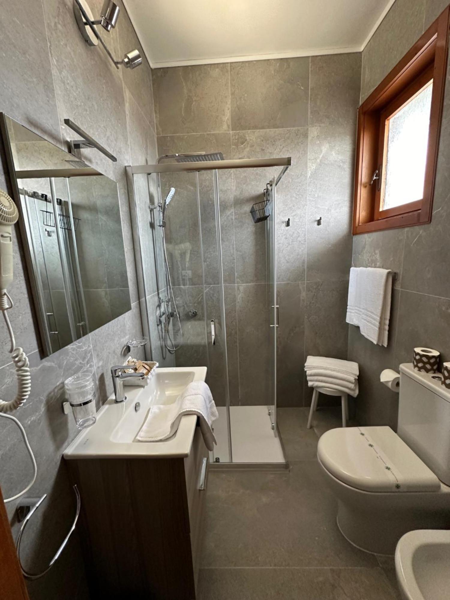 Hotel Moreri Grado Ngoại thất bức ảnh