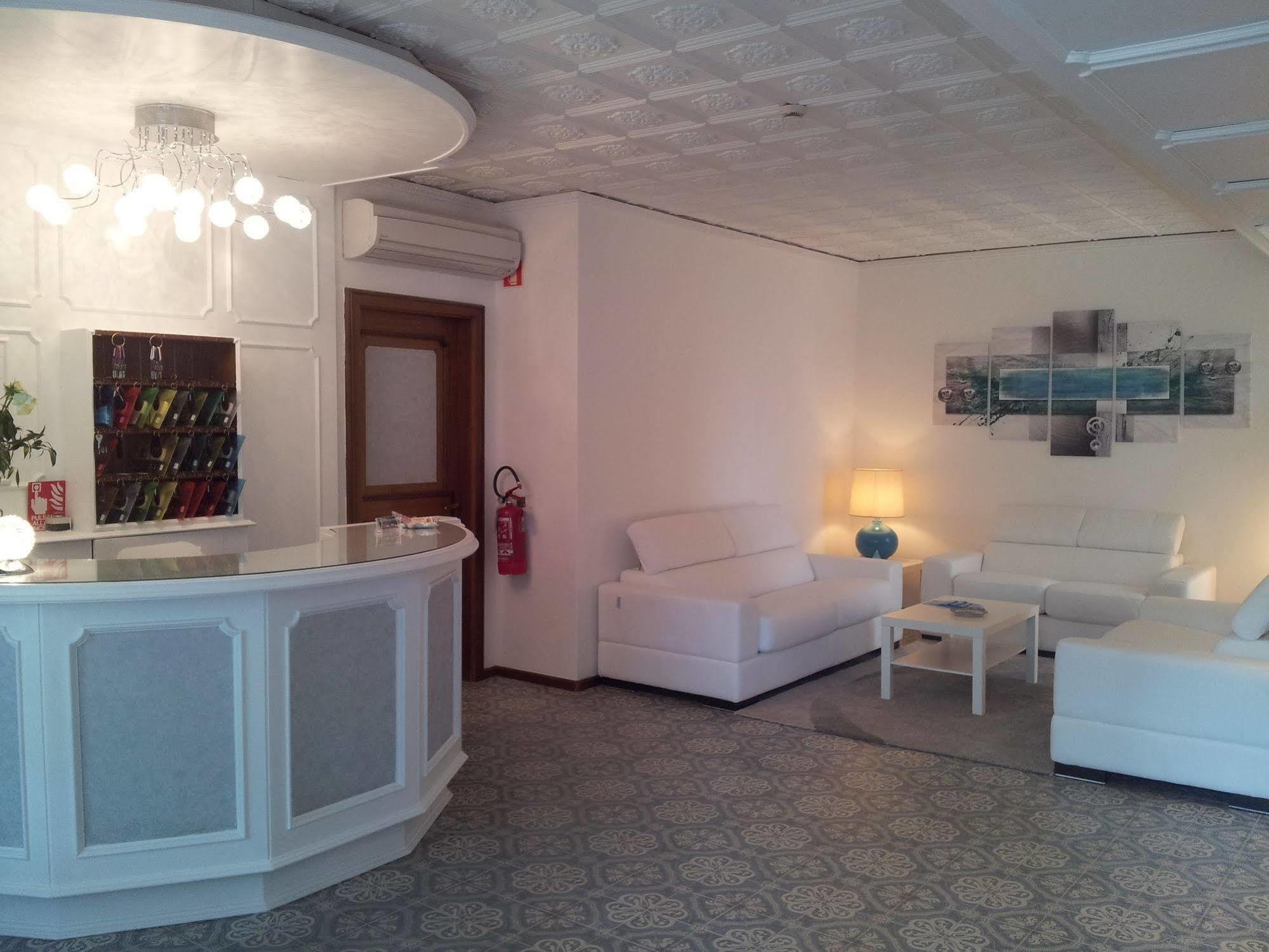 Hotel Moreri Grado Ngoại thất bức ảnh